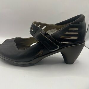 Merrell Ladies Evera MJ Braken Brown Leather Mary Jane Heels Women's Size 7